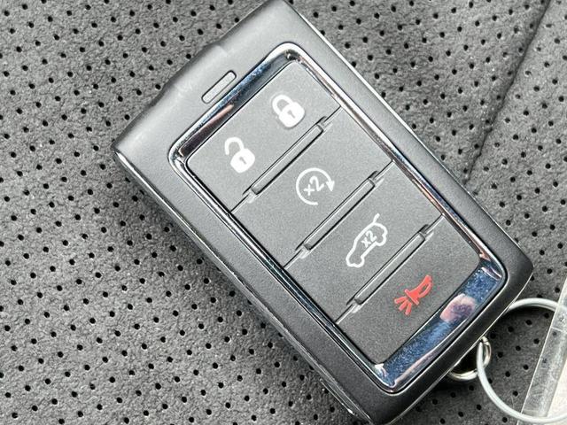 Photo of 2025 Velvet Red Jeep Grand Cherokee L