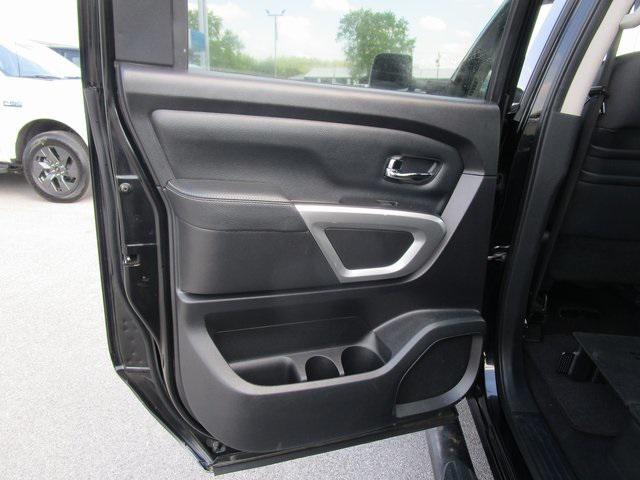 Photo of 2017 Magnetic Black Nissan Titan XD