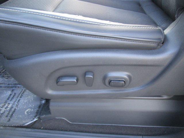 Photo of 2017 Magnetic Black Nissan Titan XD