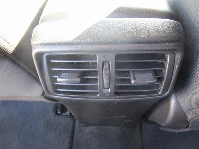 Photo of 2017 Gun Metallic Nissan Rogue