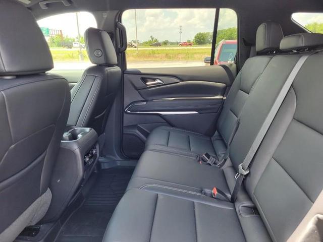 Photo of 2025 Black Chevrolet Traverse