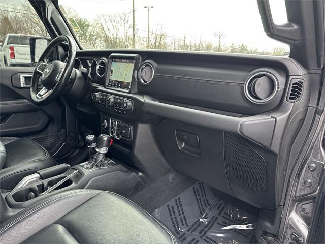 Photo of 2021 Granite Crystal Clearcoat Metallic Jeep Gladiator