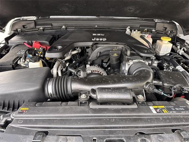 Photo of 2021 Granite Crystal Clearcoat Metallic Jeep Gladiator