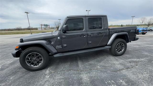 Photo of 2021 Granite Crystal Clearcoat Metallic Jeep Gladiator