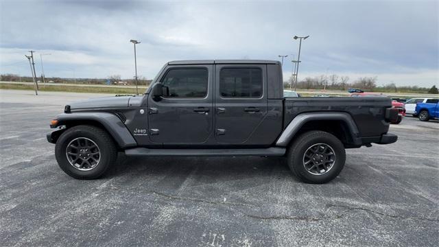 Photo of 2021 Granite Crystal Clearcoat Metallic Jeep Gladiator
