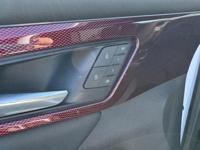 Photo of 2026 White Chevrolet Traverse