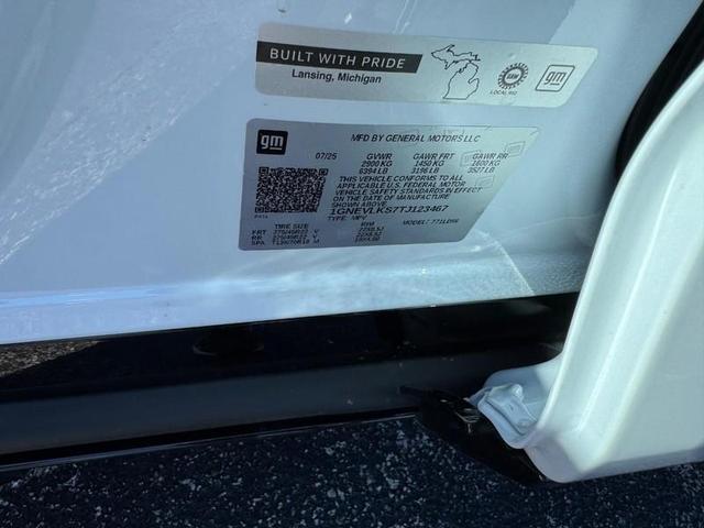Photo of 2026 White Chevrolet Traverse