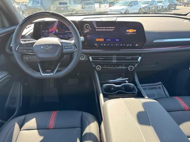 Photo of 2026 White Chevrolet Traverse