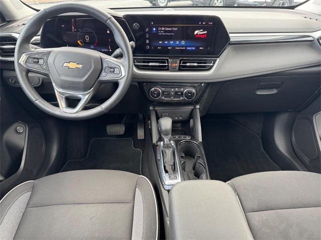 Photo of 2024 Mosaic Black Metallic Chevrolet Trailblazer