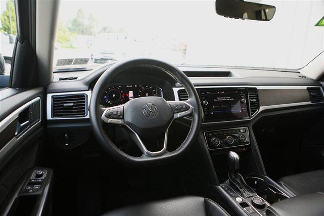 Photo of 2022 Platinum Gray Metallic Volkswagen Atlas