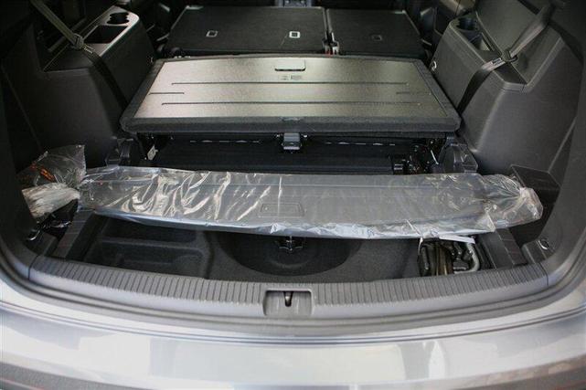 Photo of 2022 Platinum Gray Metallic Volkswagen Atlas