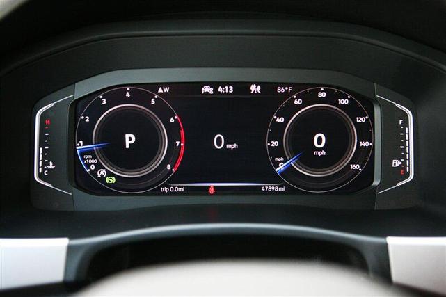 Photo of 2022 Platinum Gray Metallic Volkswagen Atlas