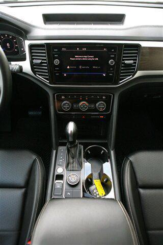 Photo of 2022 Platinum Gray Metallic Volkswagen Atlas