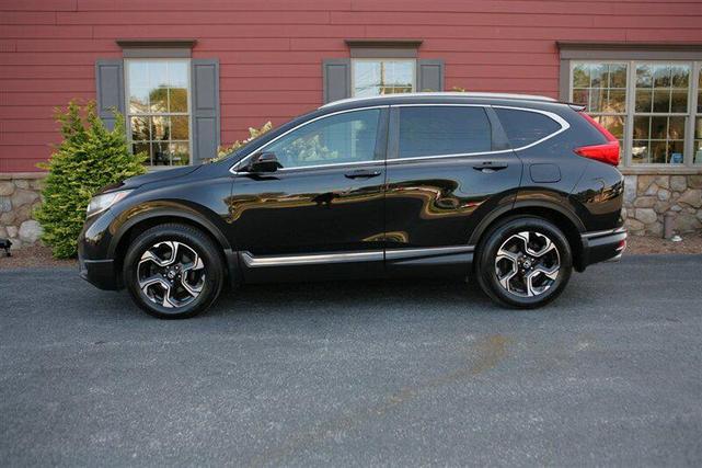 Photo of 2018 Crystal Black Pearl Honda CR-V