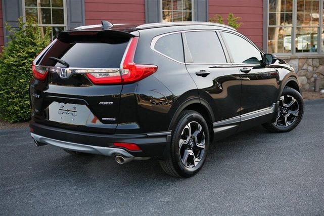Photo of 2018 Crystal Black Pearl Honda CR-V