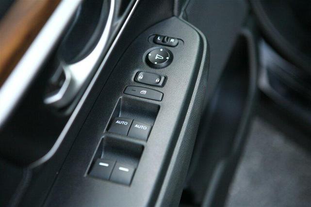 Photo of 2018 Crystal Black Pearl Honda CR-V