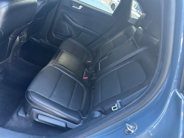 Photo of 2024 Vapor Blue Metallic Ford Escape