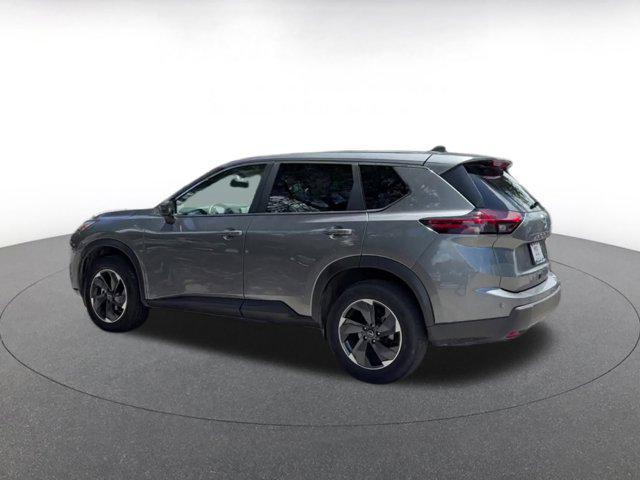 Photo of 2024 Gun Metallic Nissan Rogue