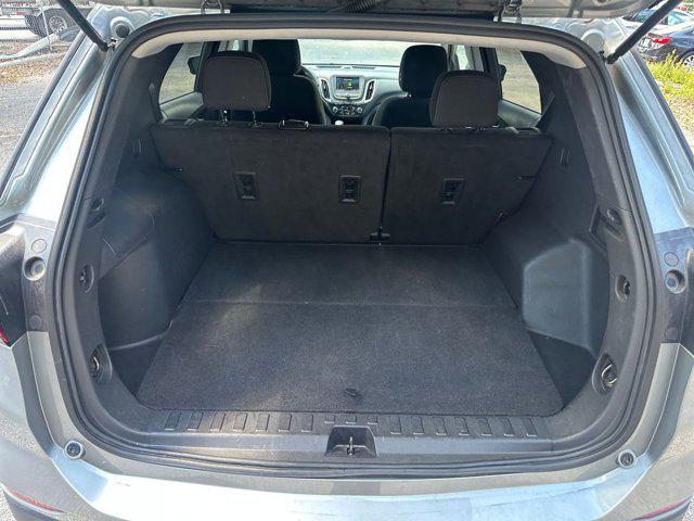 Photo of 2023 Sterling Gray Metallic Chevrolet Equinox