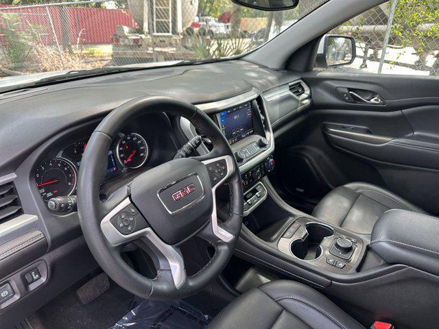 Photo of 2023 Summit White GMC Acadia