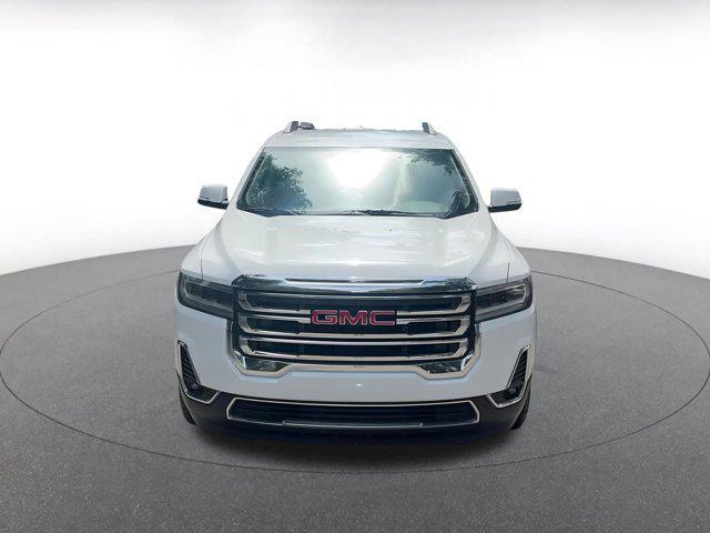 Photo of 2023 Summit White GMC Acadia