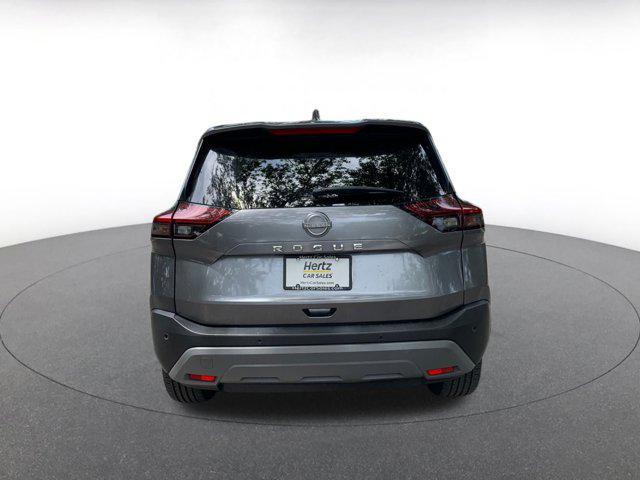 Photo of 2023 Gun Metallic Nissan Rogue