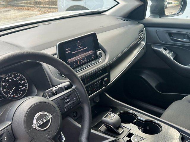 Photo of 2024 Brilliant Silver Metallic Nissan Rogue