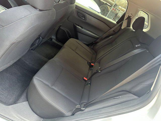 Photo of 2024 Brilliant Silver Metallic Nissan Rogue