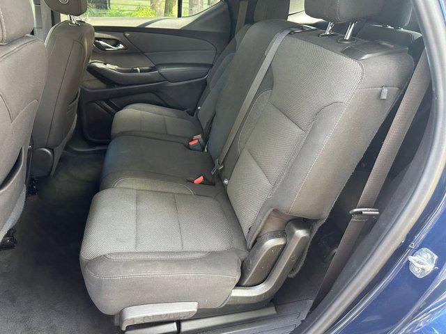 Photo of 2023 Northsky Blue Metallic Chevrolet Traverse