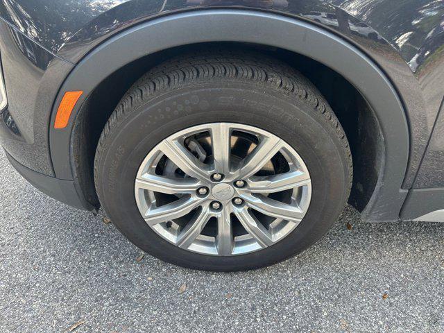 Photo of 2023 Galactic Gray Metallic Cadillac XT4