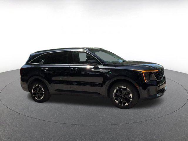 Photo of 2024 Ebony Black Kia Sorento