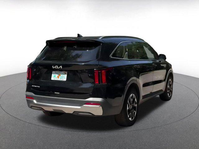 Photo of 2024 Ebony Black Kia Sorento