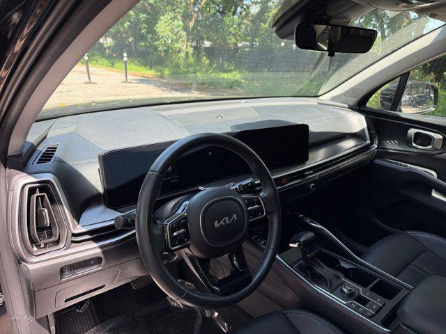 Photo of 2024 Ebony Black Kia Sorento
