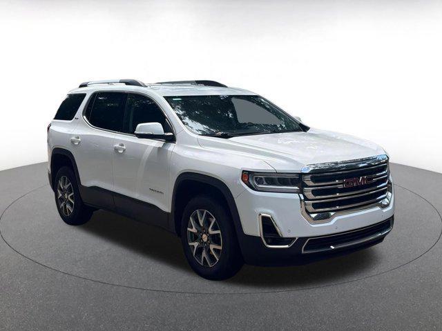 Photo of 2023 Summit White GMC Acadia