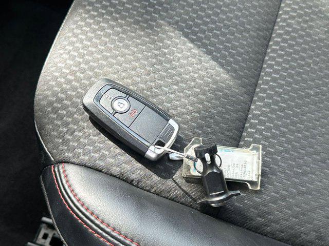 Photo of 2024 Carbonized Gray Metallic Ford Escape