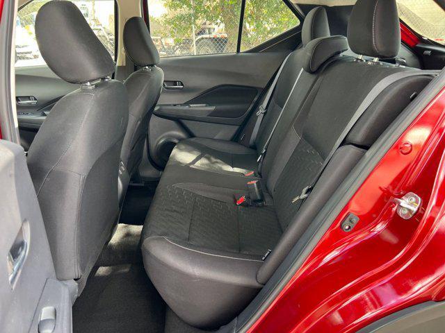 Photo of 2024 Scarlet Ember Tintcoat Nissan Kicks