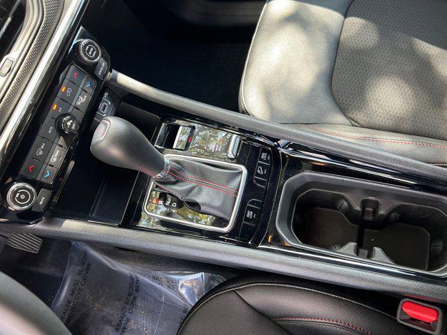 Photo of 2025 Bright White Clearcoat Jeep Compass