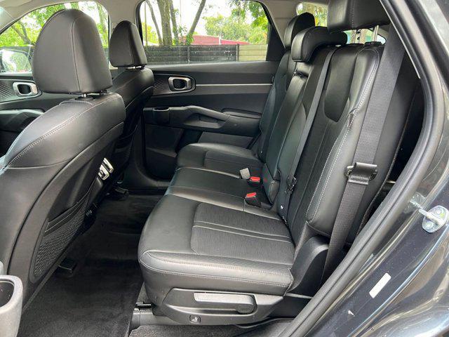 Photo of 2024 Gravity Grey Kia Sorento