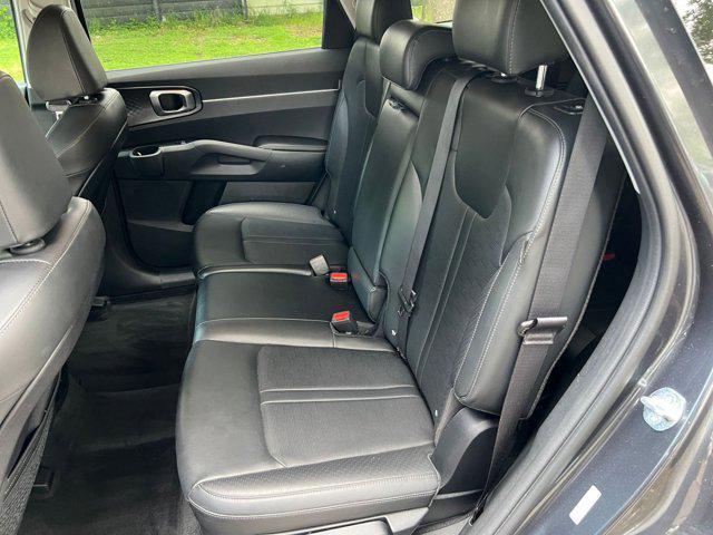 Photo of 2024 Gravity Grey Kia Sorento