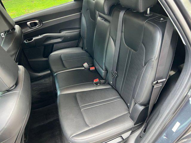 Photo of 2024 Gravity Grey Kia Sorento