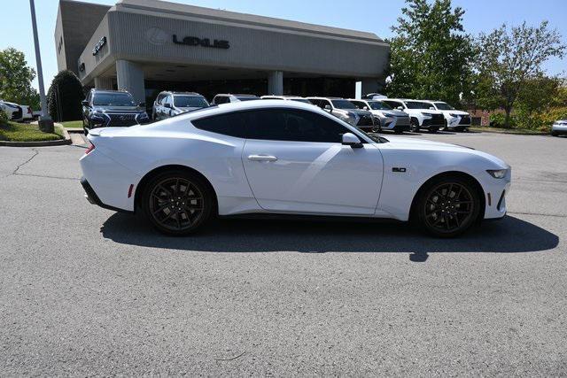 Photo of 2024 Oxford White Ford Mustang