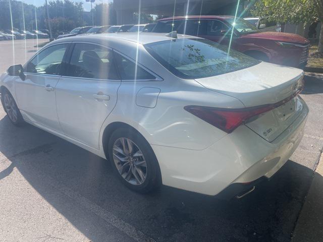 Photo of 2020 Wind Chill Pearl Toyota Avalon