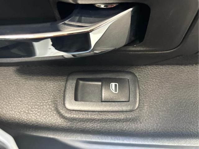 Photo of 2022 Bright White Clearcoat RAM 1500 Classic