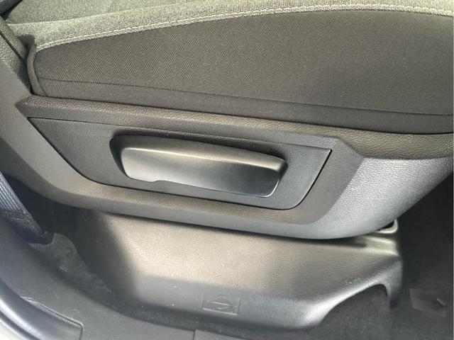 Photo of 2022 Bright White Clearcoat RAM 1500 Classic