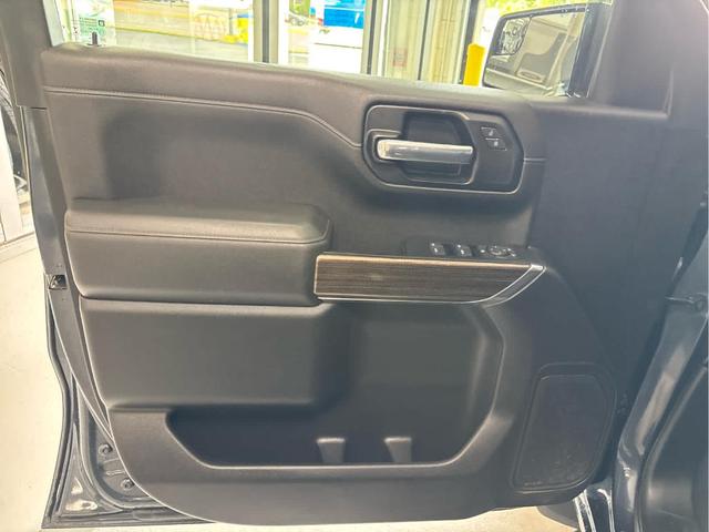 Photo of 2021 Shadow Gray Metallic Chevrolet Silverado 1500