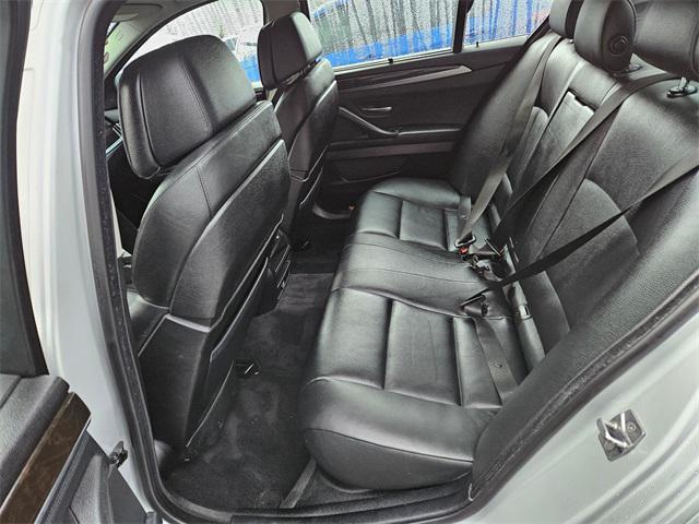 Photo of 2011 Titanium Silver Metallic BMW 528