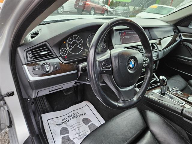 Photo of 2011 Titanium Silver Metallic BMW 528