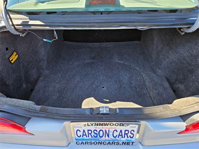 Photo of 1995 Silver Ford Taurus
