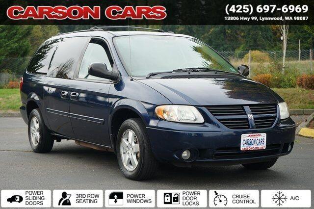 Photo of 2006 Midnight Blue Pearlcoat Dodge Grand Caravan