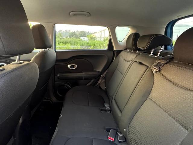 Photo of 2016 Blue Kia Soul